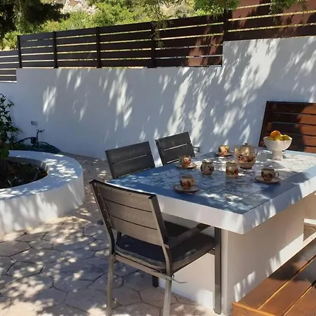 Hara House In Rhodes Monolithos (Rhodes)