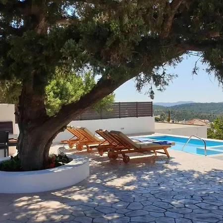 Hara House In Rhodes Monolithos (Rhodes)